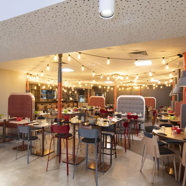 LE BISTRO