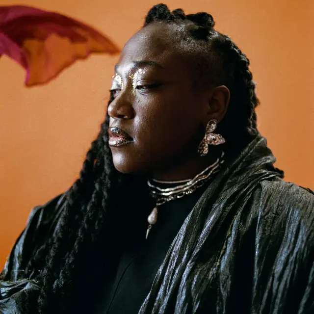 MÉLISSA LAVEAUX + Tallisker_1