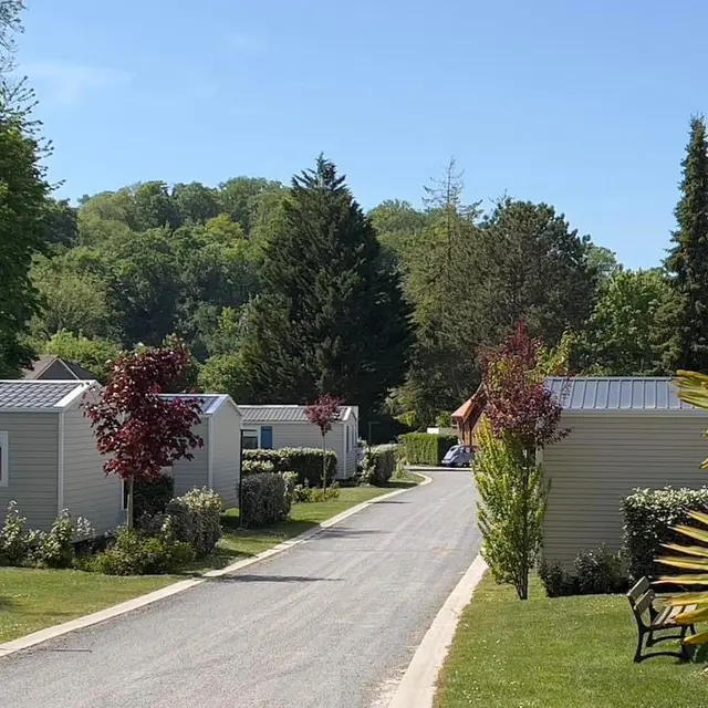 camping-domaine-du-blanc-pignon-la-caloterie-01_1