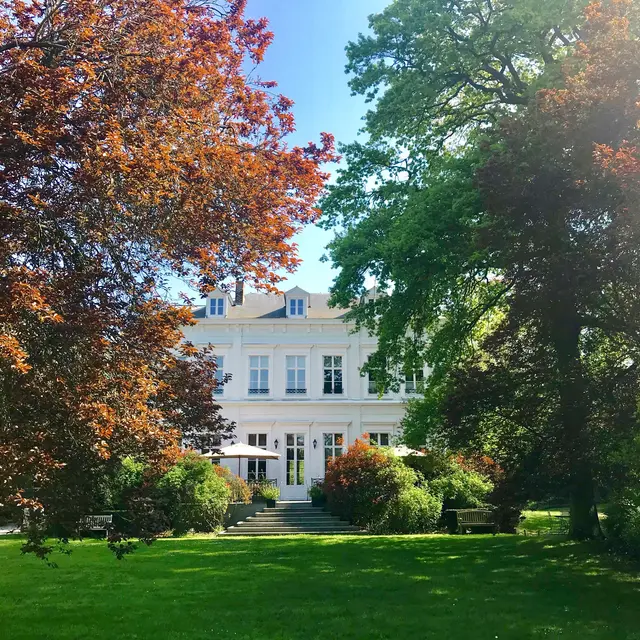 CHATEAU LA CHATAIGNERAIE - Le château et son parc