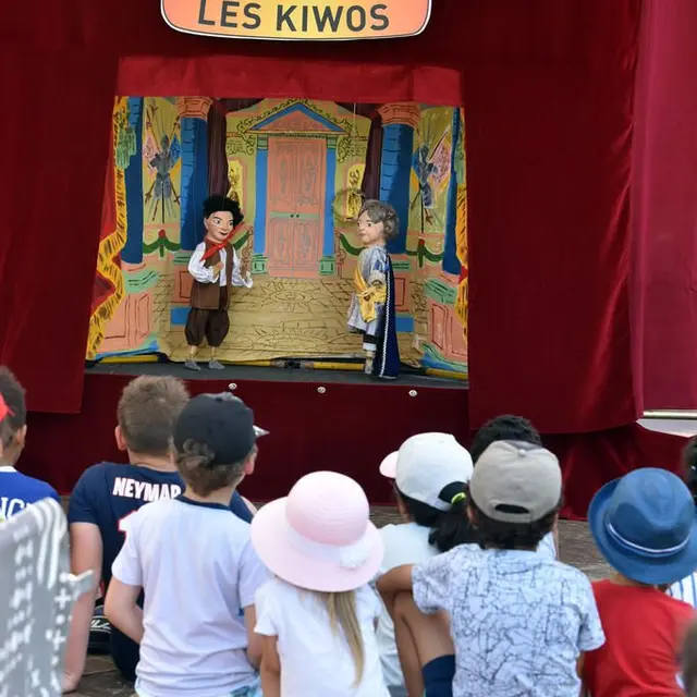 Visite découverte du théâtre de marionnettes_1
