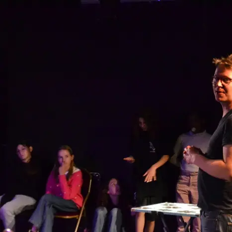 Atelier théâtre 11 à 14 ans à la Barraca Zem_1