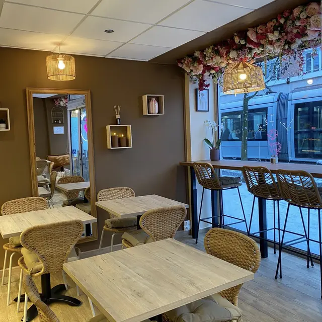 floli-salon-the-valenciennes-salle