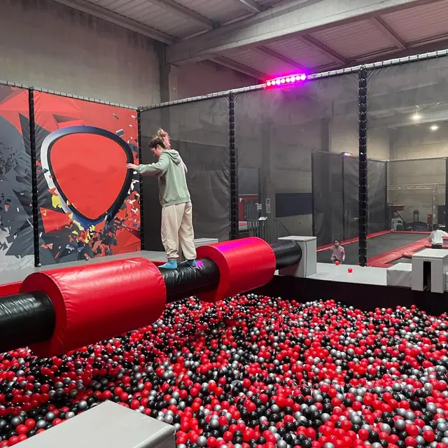 TRAMPOLINE PARK YOU JUMP LILLE HAUBOURDIN