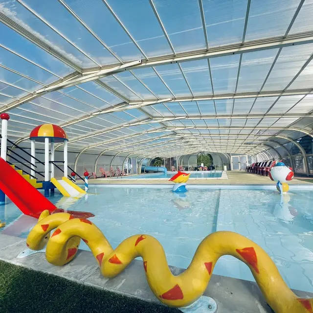 Photo de la piscine couverte intérieure