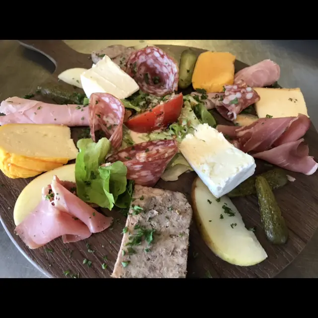 planche-charcuteriefromages (2)_1
