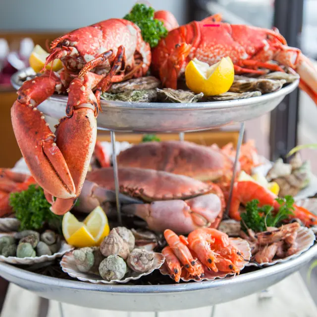 plat-oh-mouettes-fruits-de-mer-crustaces