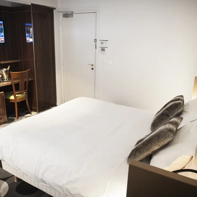THE ORIGINALS HÔTEL BULLES BY FORGERON - Chambre Privilege