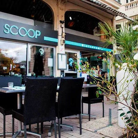 scoop_1