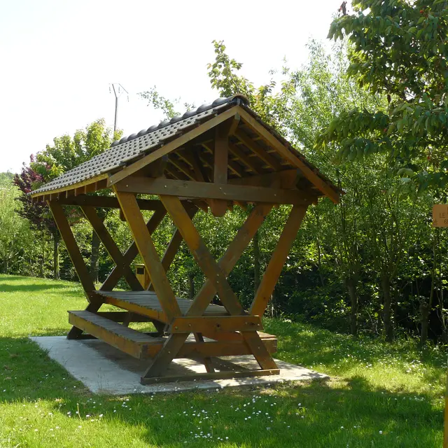 table-de-pique-nique-aix-en-ergny_1