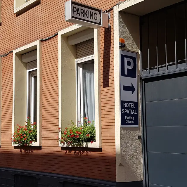 HOTPIC0800010073_Hôtel Spatial_facade_Amiens_Somme_HautsdeFrance