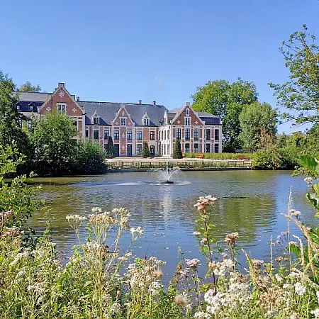 Parc et chateau de Robersart