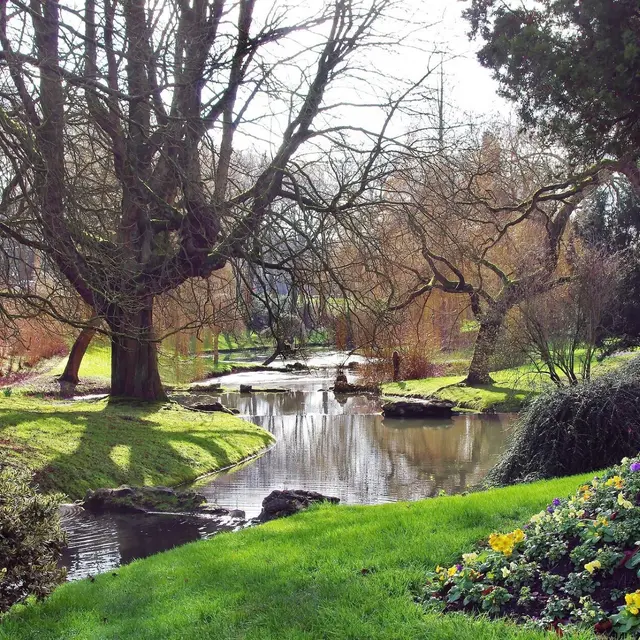 Balade de jardins en jardins - Croix_1