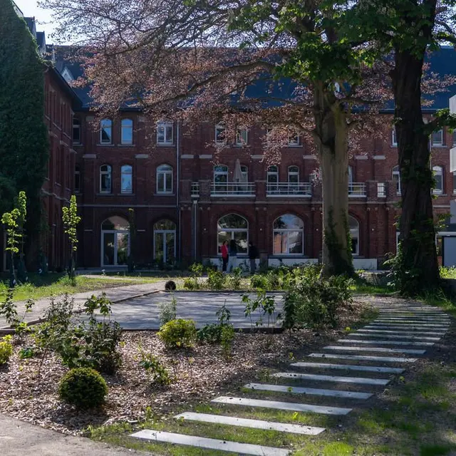 Visite découverte de l’ancien monastère des Bénédictines transformé en résidence intergénérationnelle_1