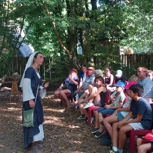 Dis'cours d'Histoire de la Cie de la Lune d'Ambre_1