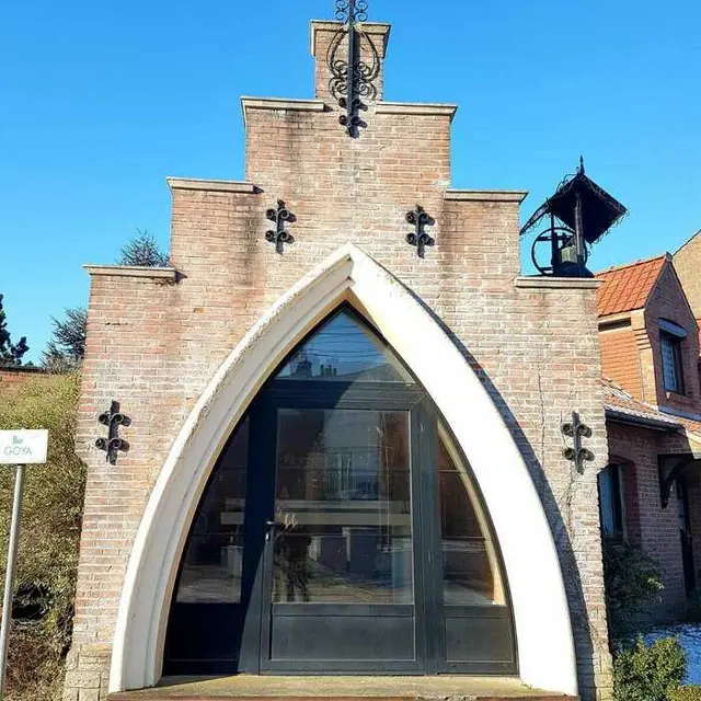 Découverte de la Chapelle Sainte-Thérèse et Notre-Dame du Sourire de Wambrechies_1