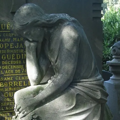 Belles âmes et grandes dames au cimetière de Roubaix_1