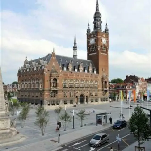 Visite guidée de l'Hôtel de Ville d'Armentières_1
