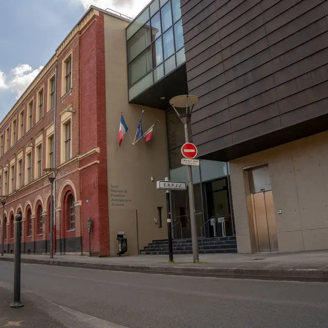 Visite guidée de l'Ecole nationale de protection judiciaire de la jeunesse (ENPJJ)_1