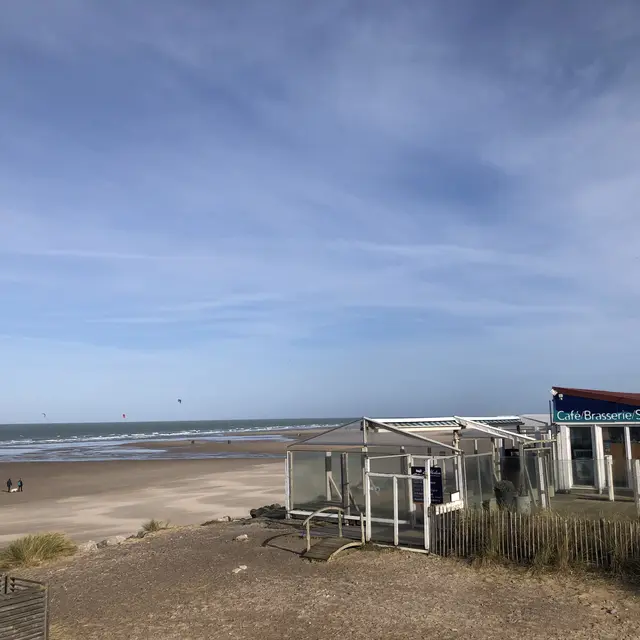94642-restaurant-les-sirenes-terrasse-sur-mer-wissant_1