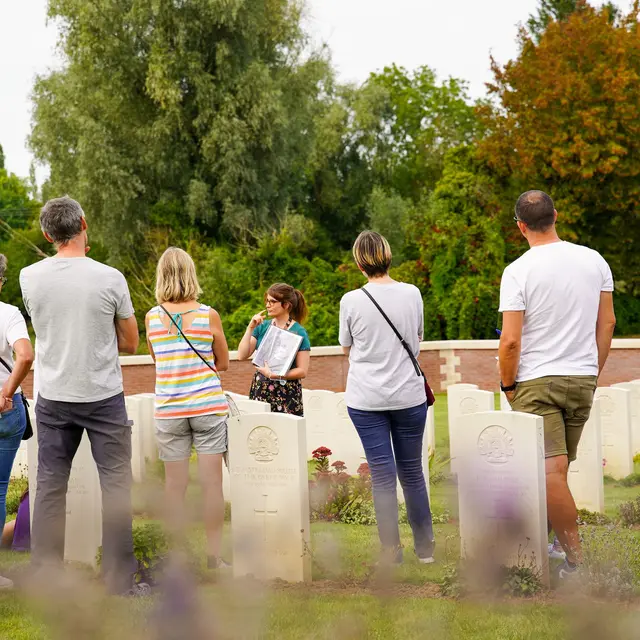 Vous avez du courrier Visite guidée du cimetière militaire de Pheasant Wood_1