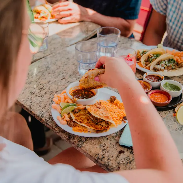 Tacos de viande marinée aux saveurs mexicaines