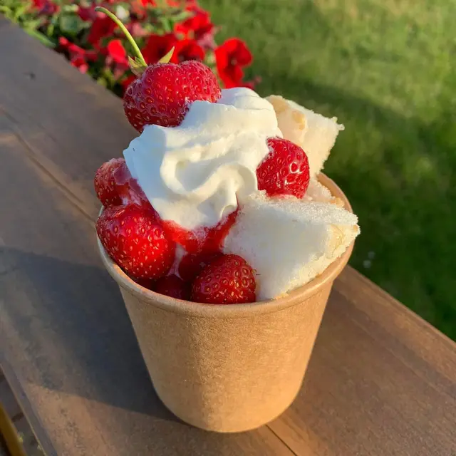 Sundae shortcake aux fraises