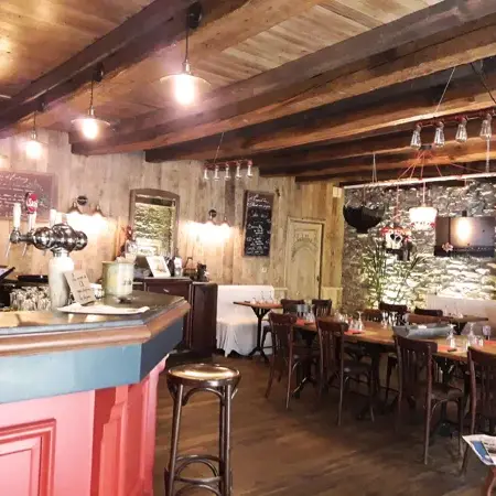 Bar et salle