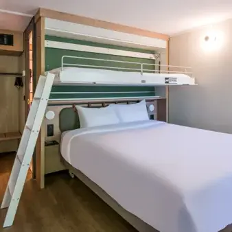 Chambres triples avec un enfant de -10 ans maximum