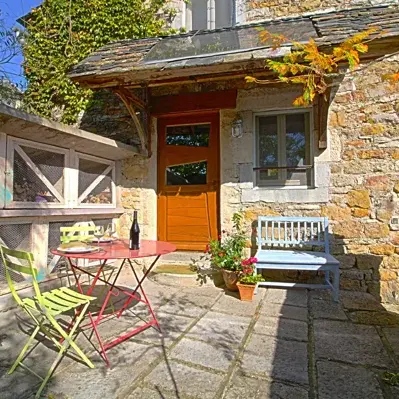 Eco gite Aveyron à Bezonnes - Terrasse plein sud