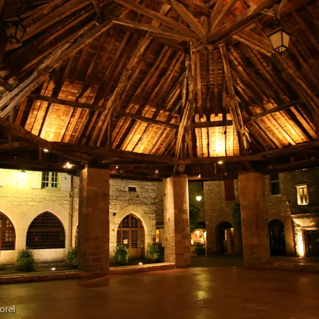 Halle de Martel--Lot Tourisme - J. Morel.jpg