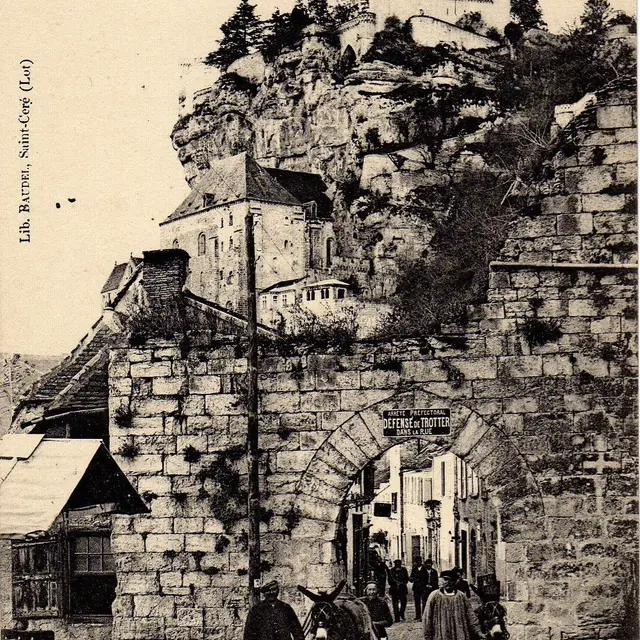 Carte postale ancienne - Porte du Figuier  ©Collection privée F.Lesage-PAH.jpg