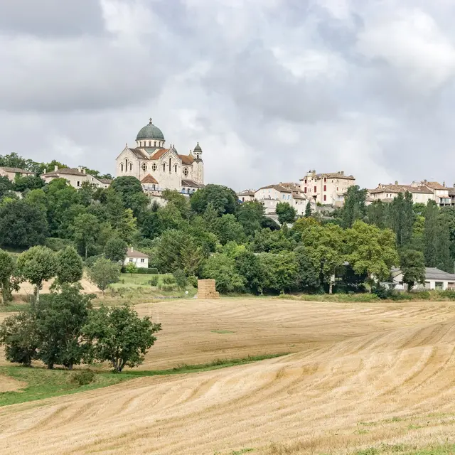 Paysage autour de Castelnau-Montratier © Lot Tourisme - C. Novello 170727-104528.jpg
