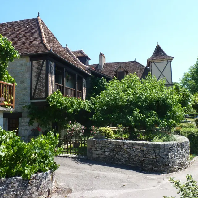 Loubressac - Plus Beaux Vilages de France--© Lot Tourisme C. Séguy.jpg