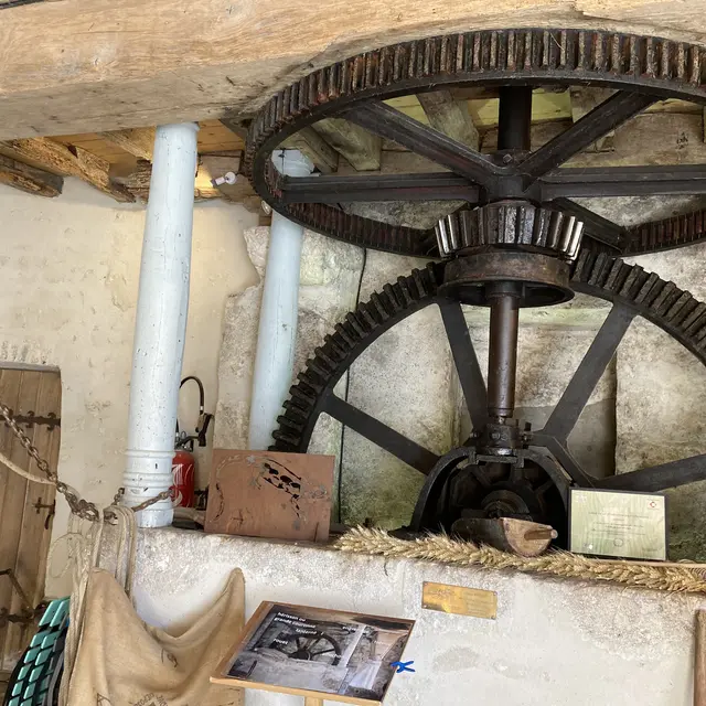Visite du moulin Rochechouard dans le cadre des journées européennes des moulins.jpg