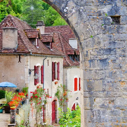 Ruelle de Saint-Cirq-Lapopie © Lot Tourisme J. Van Severen 130704-144339_519x800.jpg