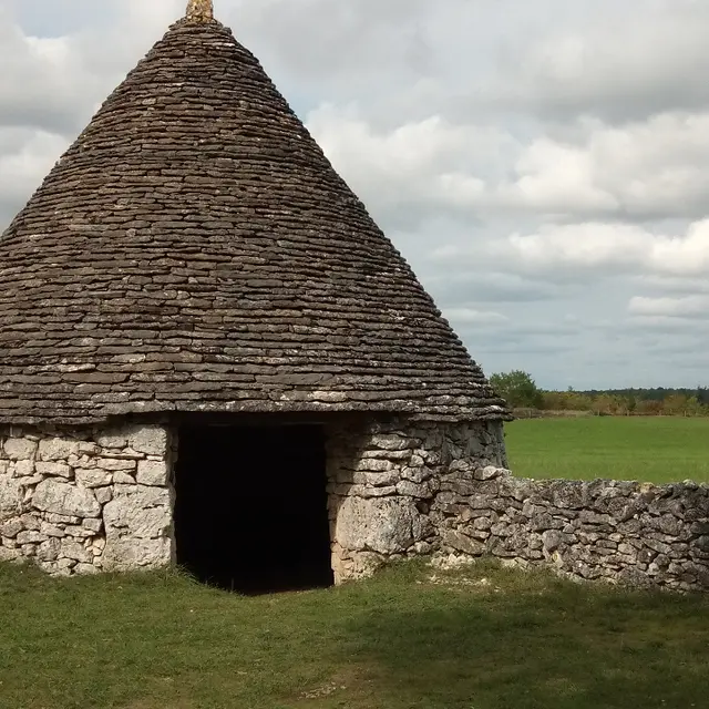 Caselle de Nouel - PR Sentier des truffes - Lalbenqu © Lot Tourisme M.A. Cambes 210216-123600.jpg