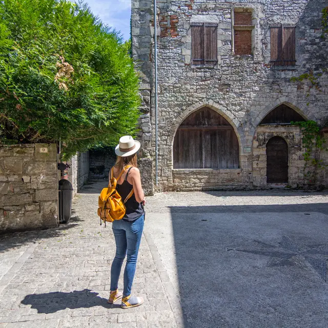 Au 13 rue Cenrtale à Cajarc Lot Tourisme - C. Novello 190821-134049.jpg