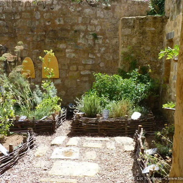 Jardins à Gourdon © Lot Tourisme C. Séguy 130729-141836_800x600.jpg