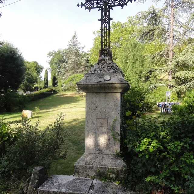 Croix Hameau de Rouillac Montcuq @MA Cambe.JPG