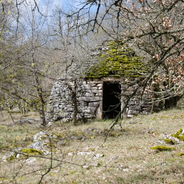 POI 8 - photo principale caselle les Ouvriés.jpg