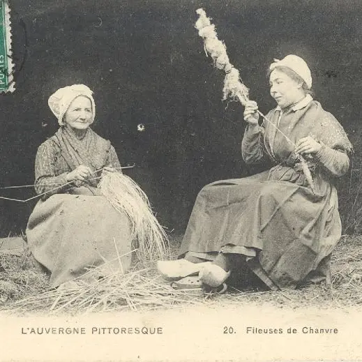 7- Fileuse au fuseau © PNRCQ.jpg