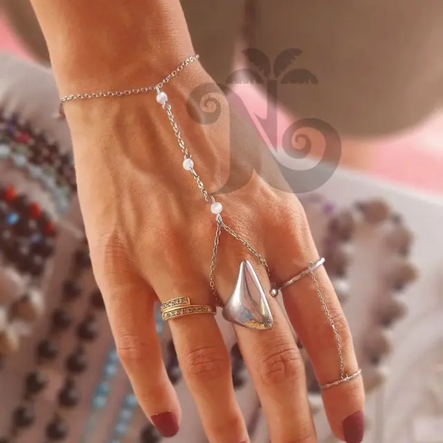 nya bijoux 3.jpg