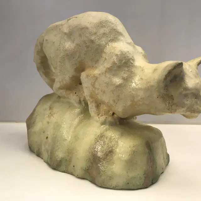 Les petites pattes au musée.JPG