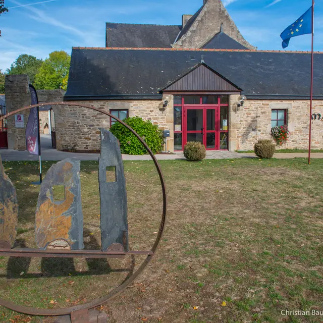 Mairie de Caden  ©Christian Baudu - Scopidrone.jpg