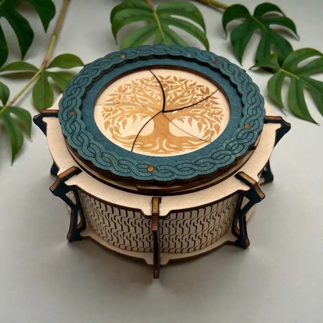 La boîte Iris ronde © Ly Gravures et Créations.JPG