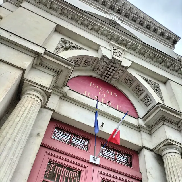 Douai en 60' chrono - Parlement de Flandres - Palais de justice (c) Douaisis Tourisme (2).jpg