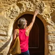 200603 Une façade en pierre à Gourdon © Lot Tourisme - C. Novello.jpg