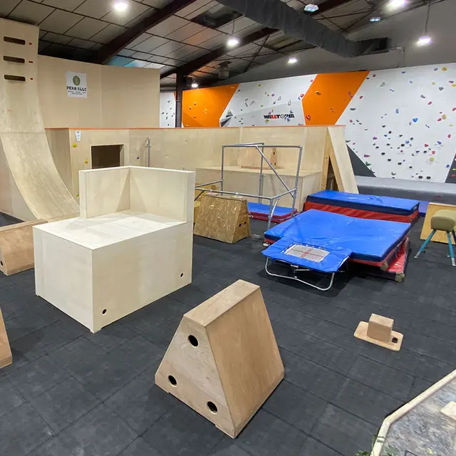 salle de parkour PKB.jpg