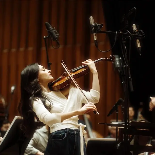 esther-abrami-violoniste-internationale.jpeg